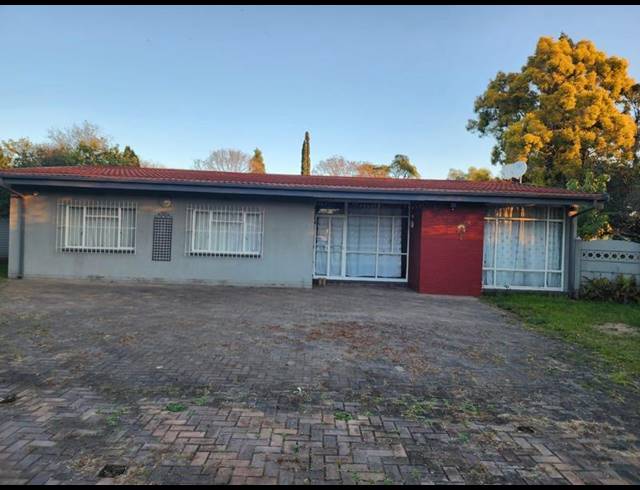 3 BEDROOM HOUSE FOR SALE IN SASOLBURG EXT 5